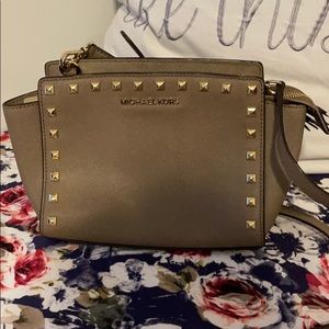 Michael Kors Crossbody Purse